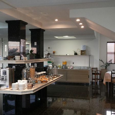 Universo Hotel Paulinia Luaran gambar