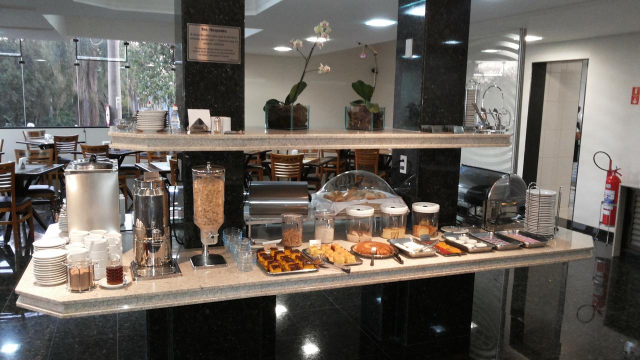 Universo Hotel Paulinia Luaran gambar