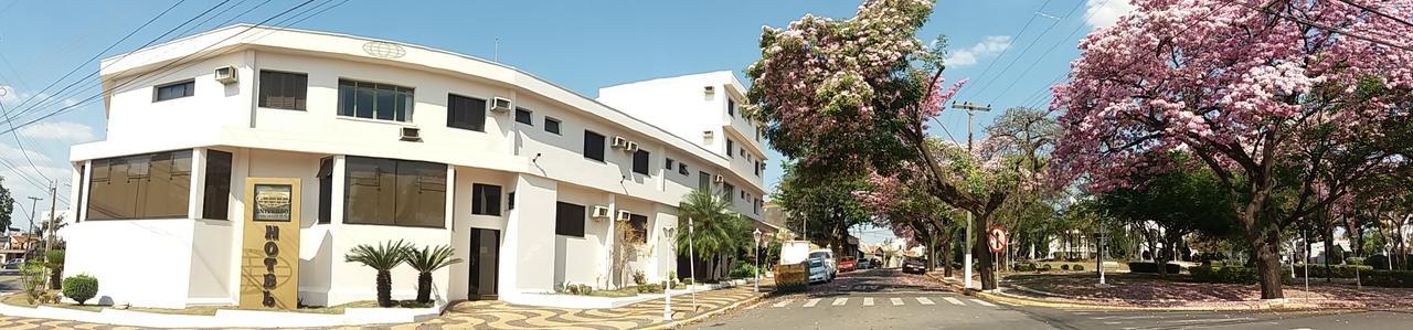 Universo Hotel Paulinia Luaran gambar